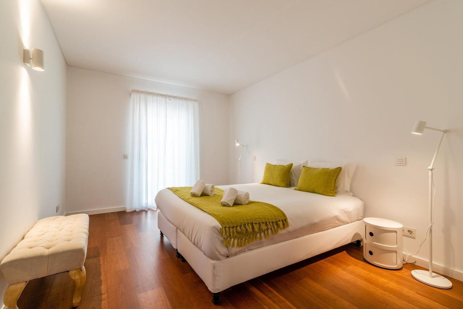Ferienwohnung Guestready - Alges Apt With Stunning Rooftop Pool Exterior foto